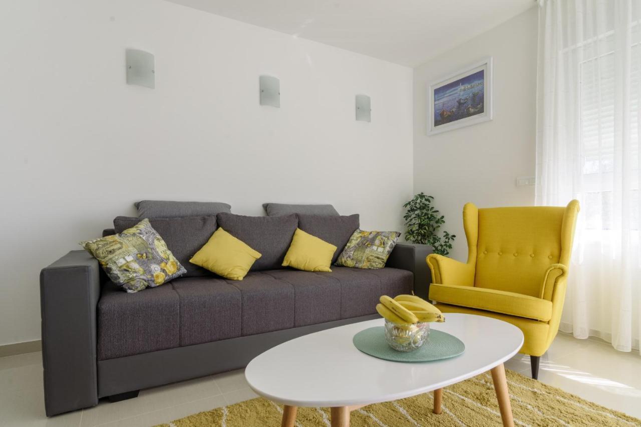 Apartment S-7 Трогир Экстерьер фото
